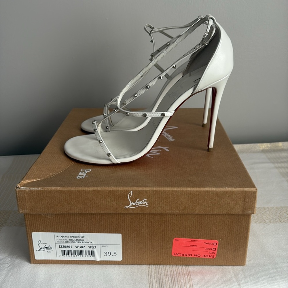 DESIGNER Christian LOUBOUTIN RED BOTTOMS, worn Once! Size 39.5. - Picture 3 of 15